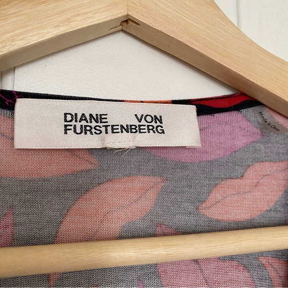 Diane Von Furstenberg Julian Silk Jersey Wrap Dress
in Midnight Kiss Multi - Picture 5 of 8